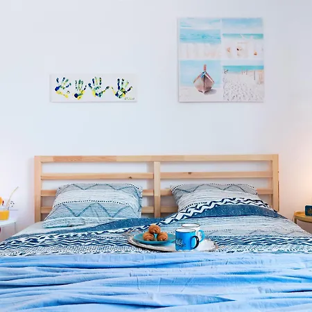 Family House Go To - Parking & Dog Yard بيت للعطل